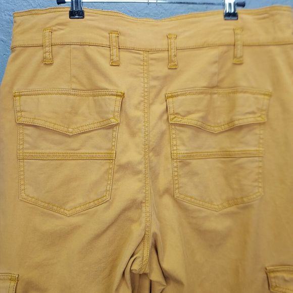 Cabi Cargo Pants Women's 6 Paper Bag Chino Cashew Brown Canvas High Rise no belt - Picture 6 of 15